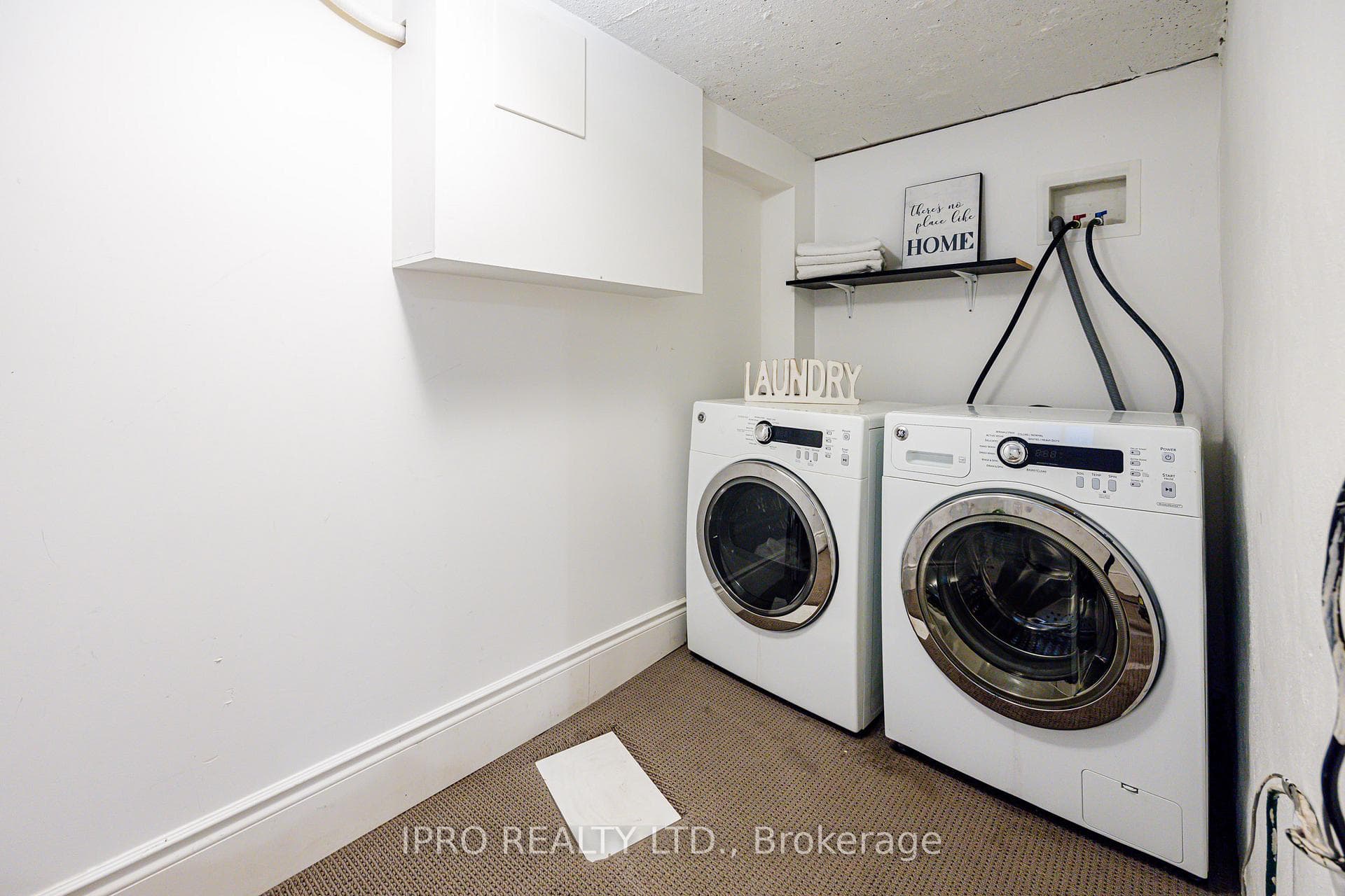 4 Durant Avenue photo 23