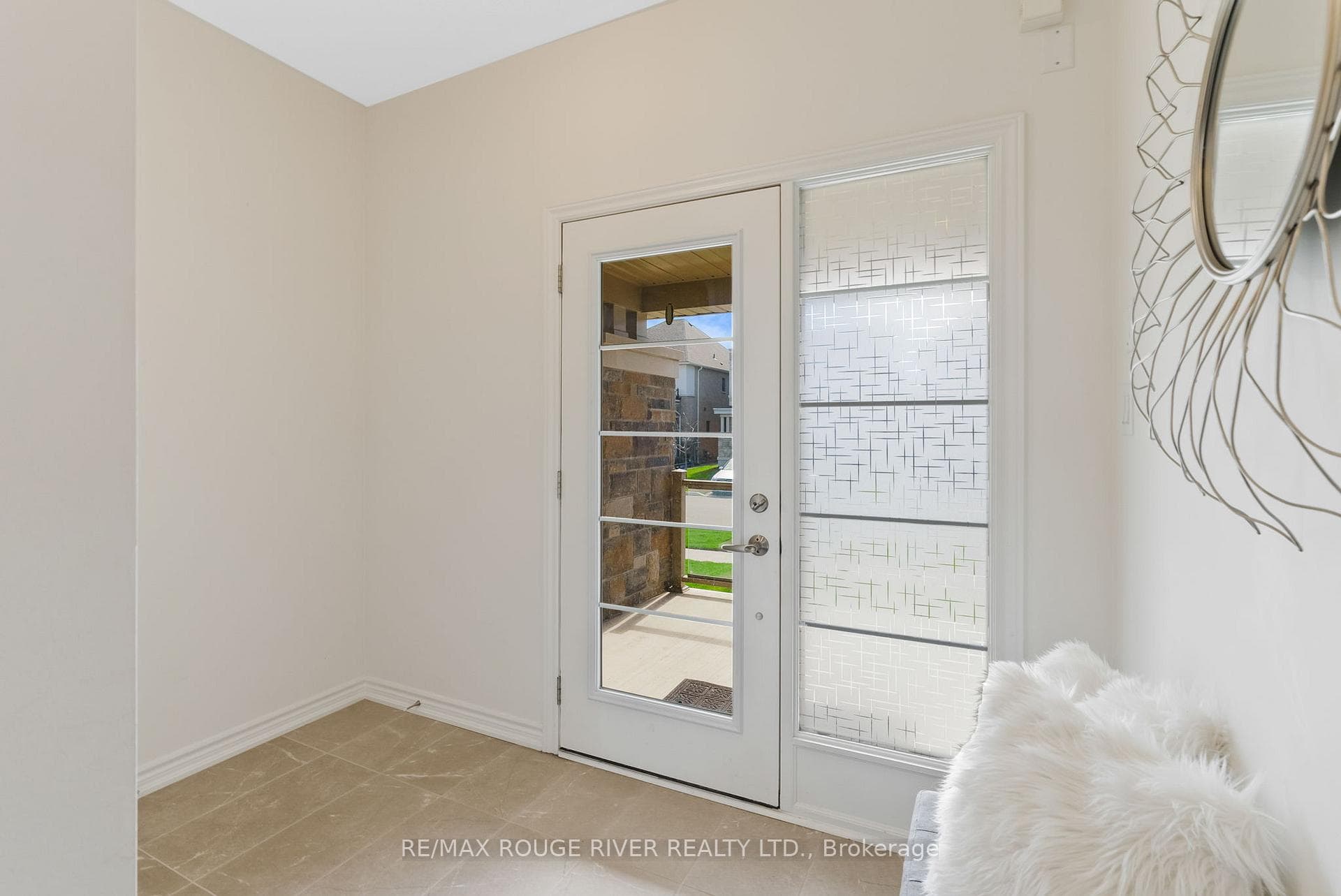 61 Maskell Crescent photo 2