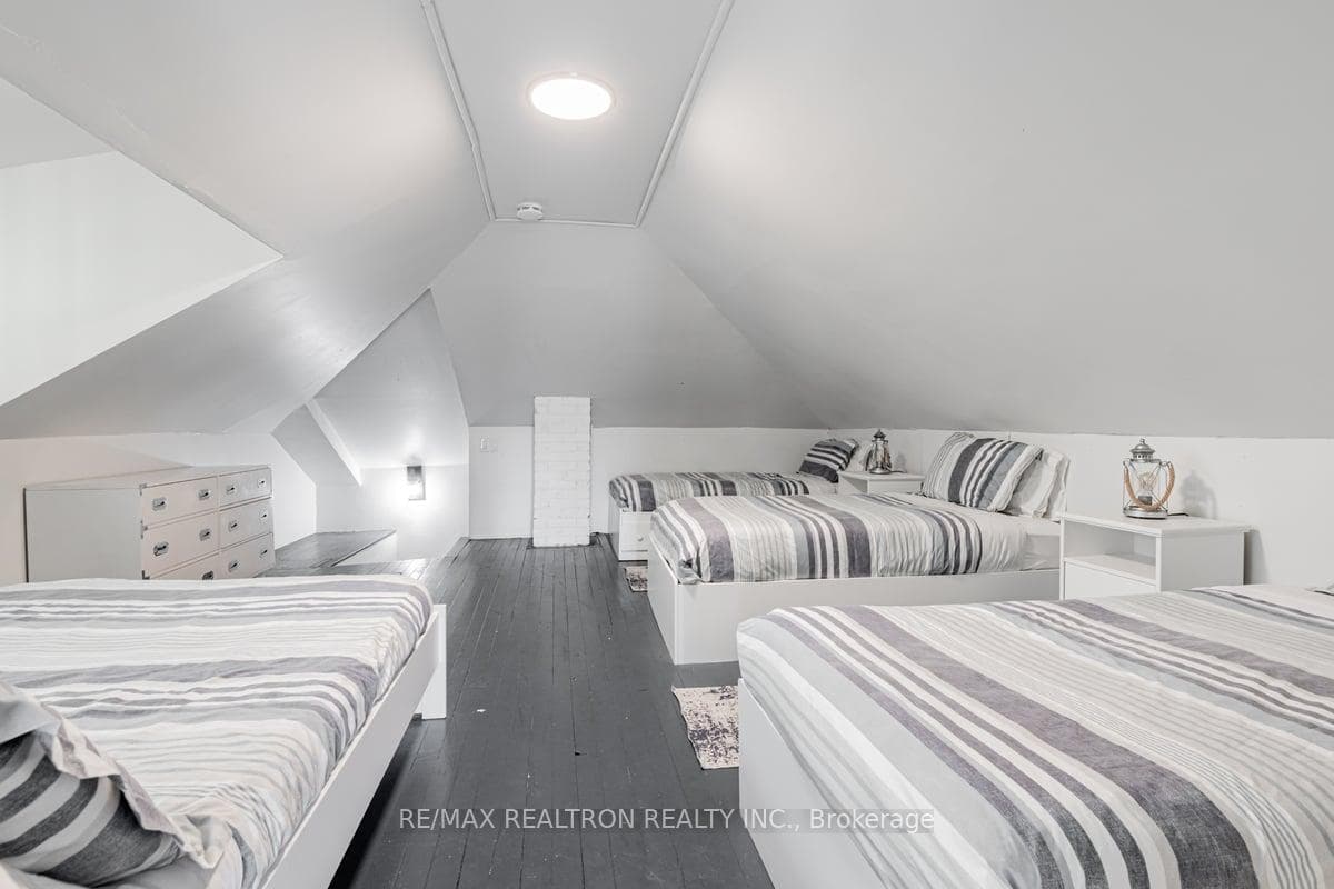 6568 Quarry Point Road photo 24