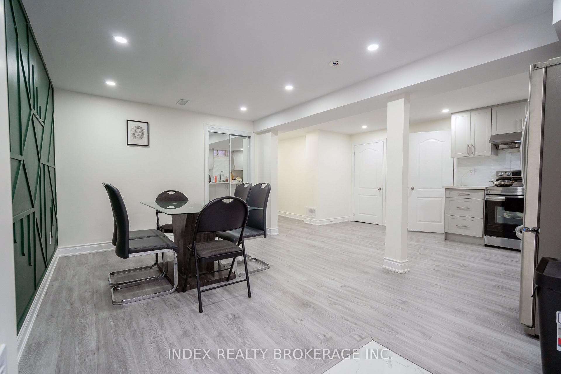 48 Copeland Road photo 39
