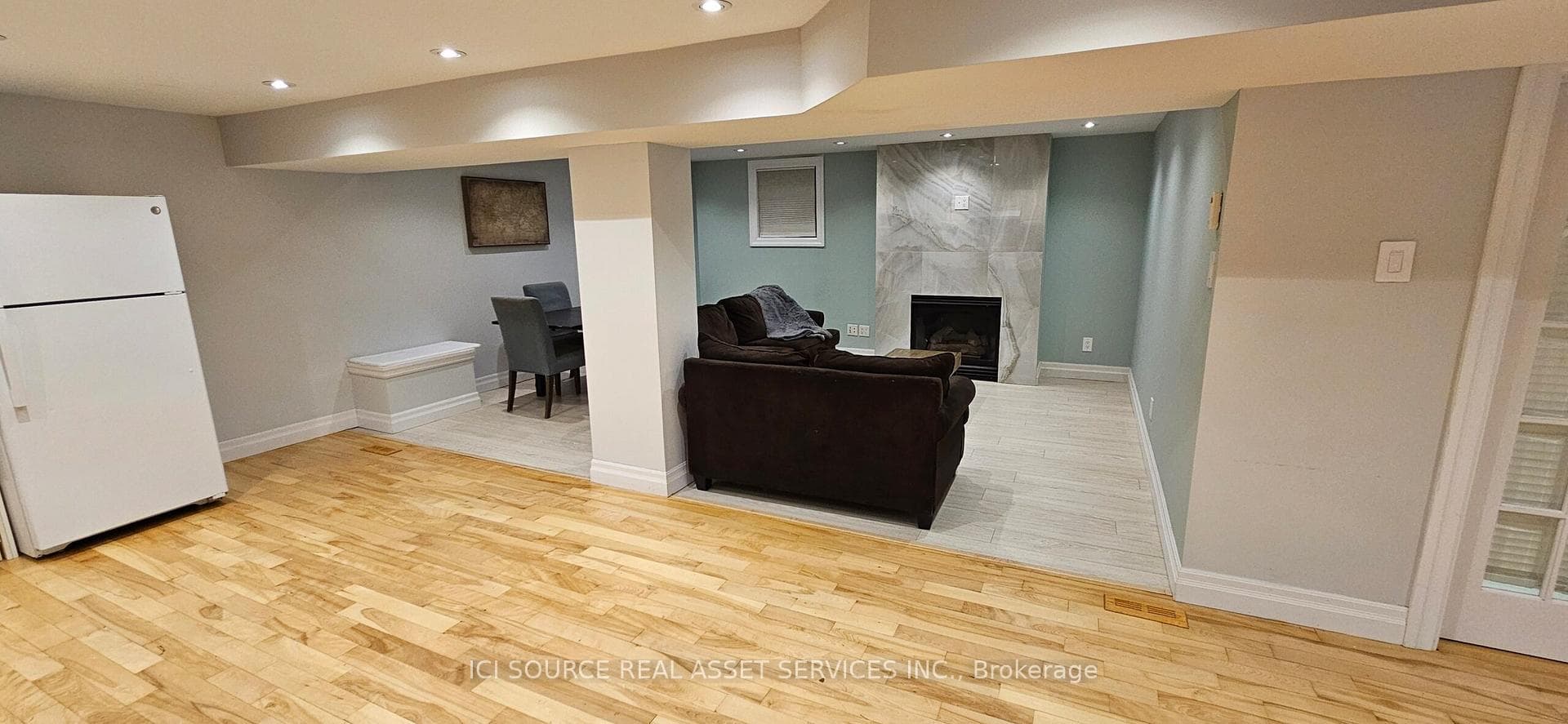 105 Clappison Boulevard Unit Unit 2 photo 4