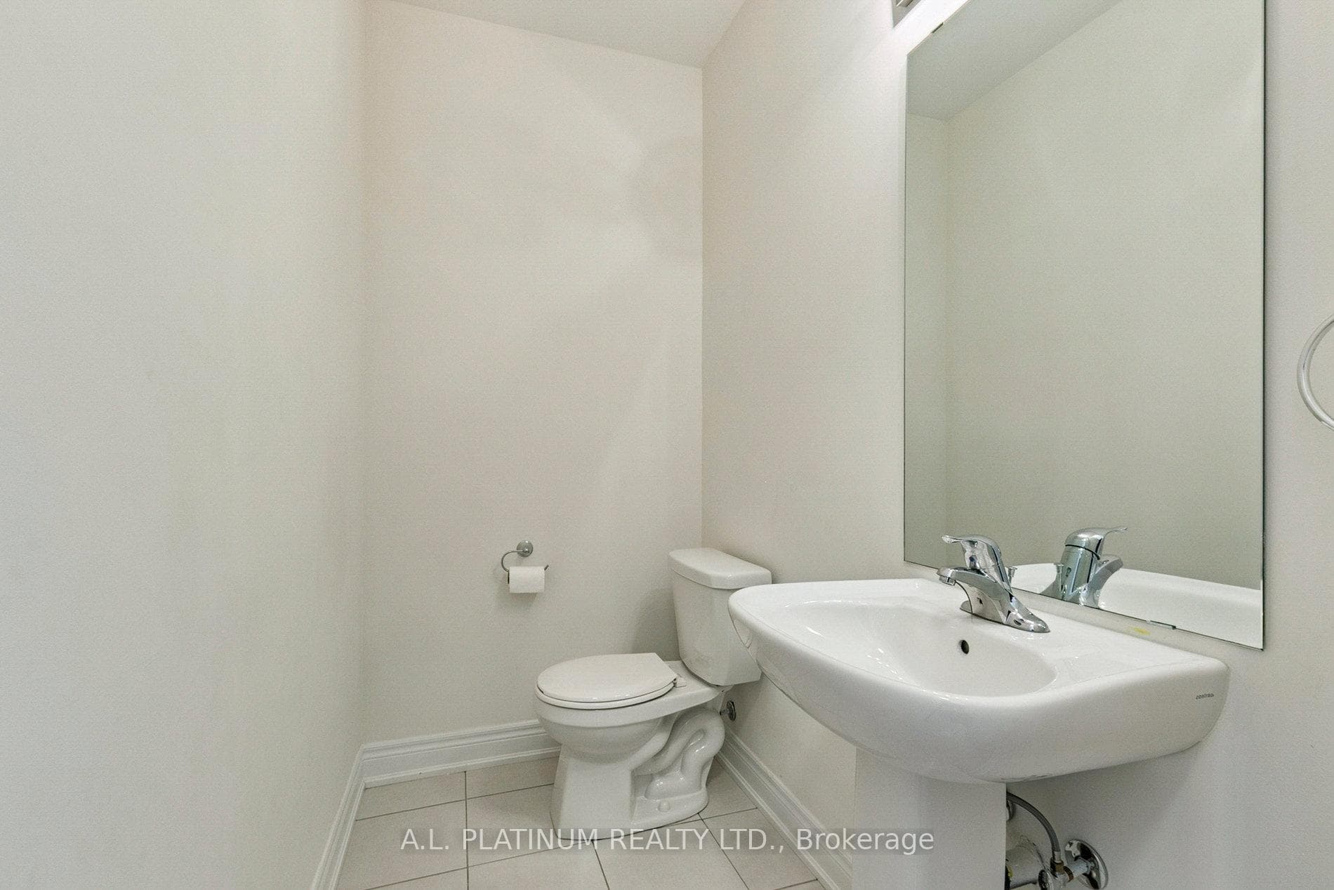 32 Kingsville Lane photo 27