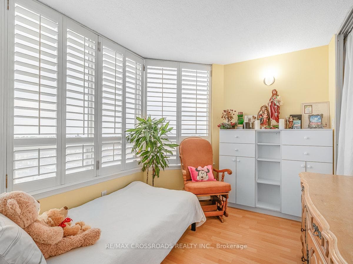 3 Greystone Walk Drive Unit 1827 photo 17