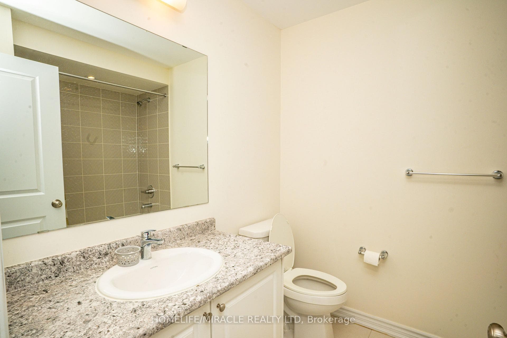 52 Douet Lane photo 19