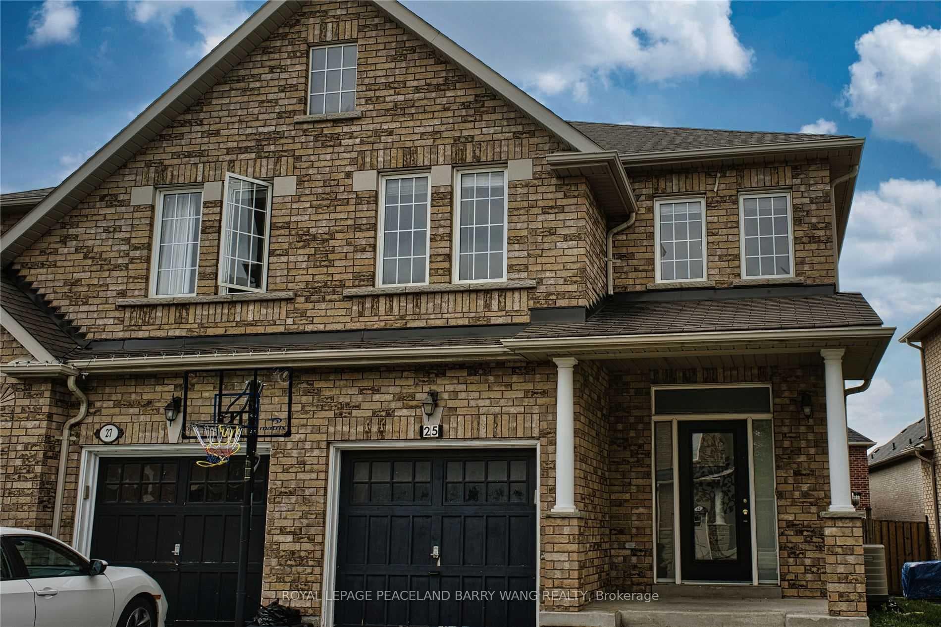 25 Brahm Court Unit Upper photo 1