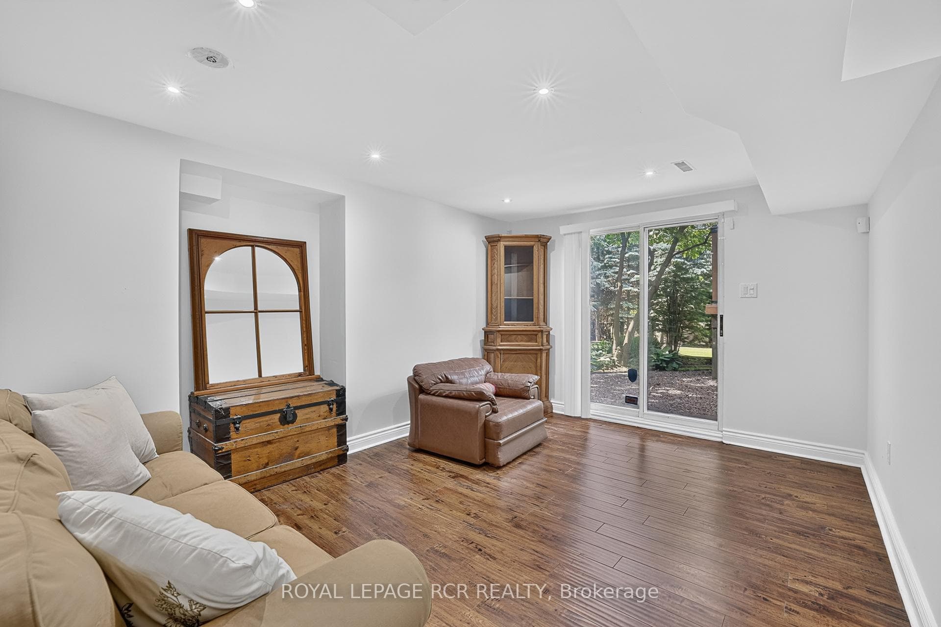 713 Exceller Circle photo 32
