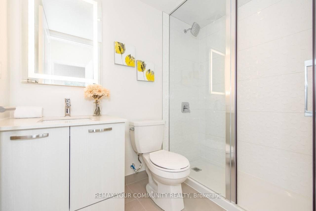 2301 Danforth Avenue Unit PH805 photo 10