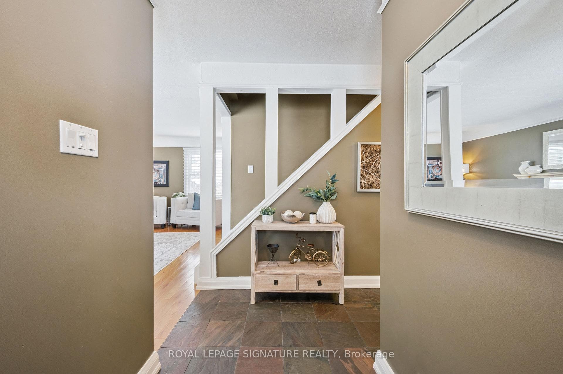 164 Jackson Avenue photo 9
