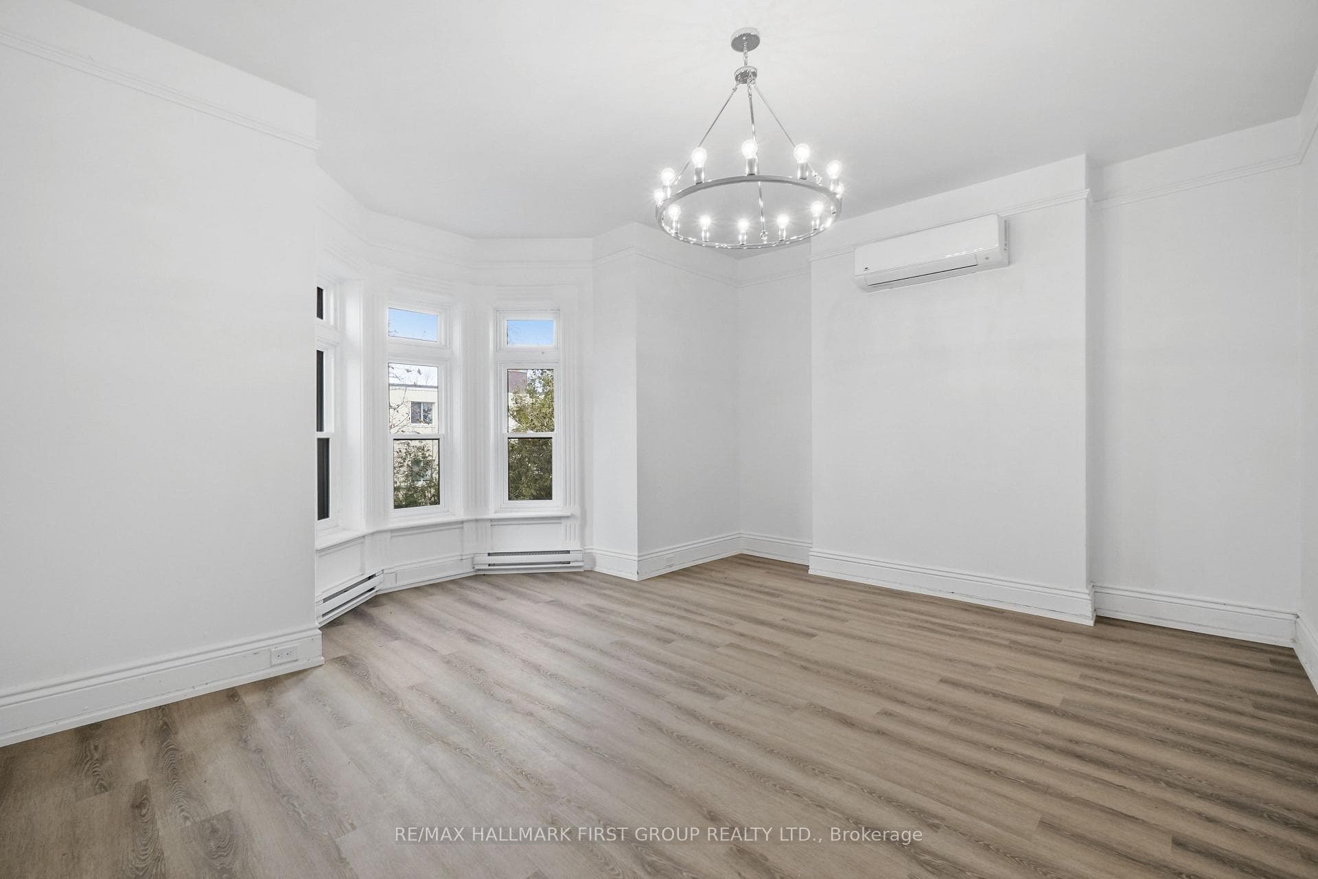 202 Green Street Unit 4 photo 5