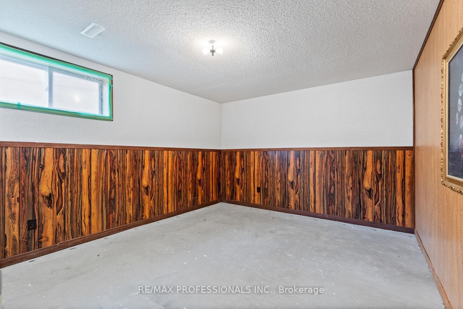 1274 Myron Drive photo 32