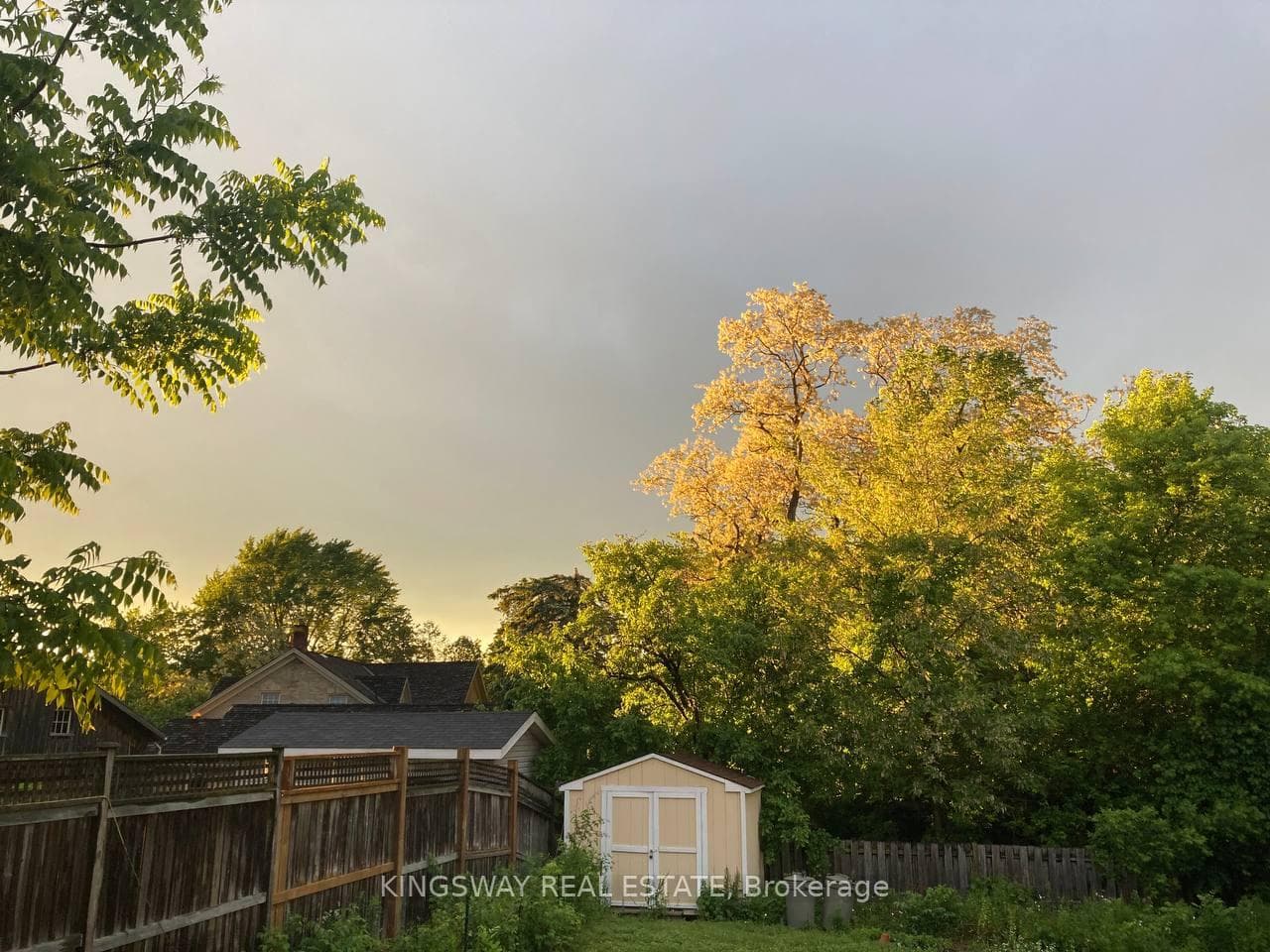 242 Doon Mills Drive photo 49
