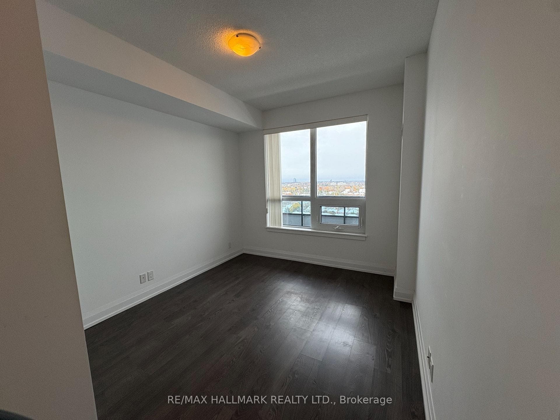 7890 Bathurst Street Unit 1402 photo 7