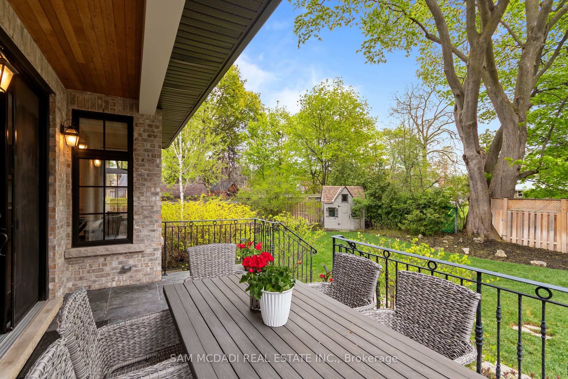 1134 Welwyn Drive photo 48