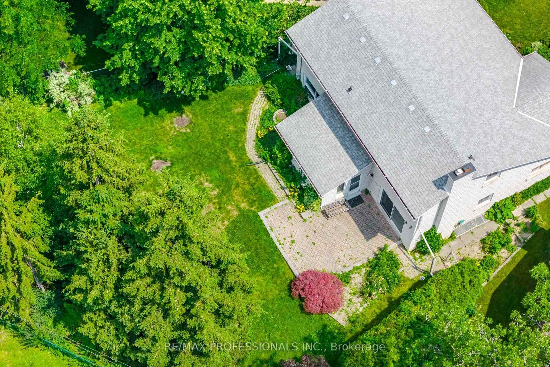 30 Grasspoint Crescent photo 30