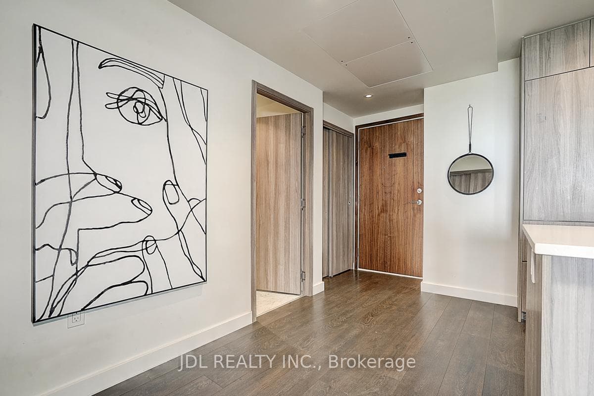 95 Mcmahon Drive Unit 3102 photo 7