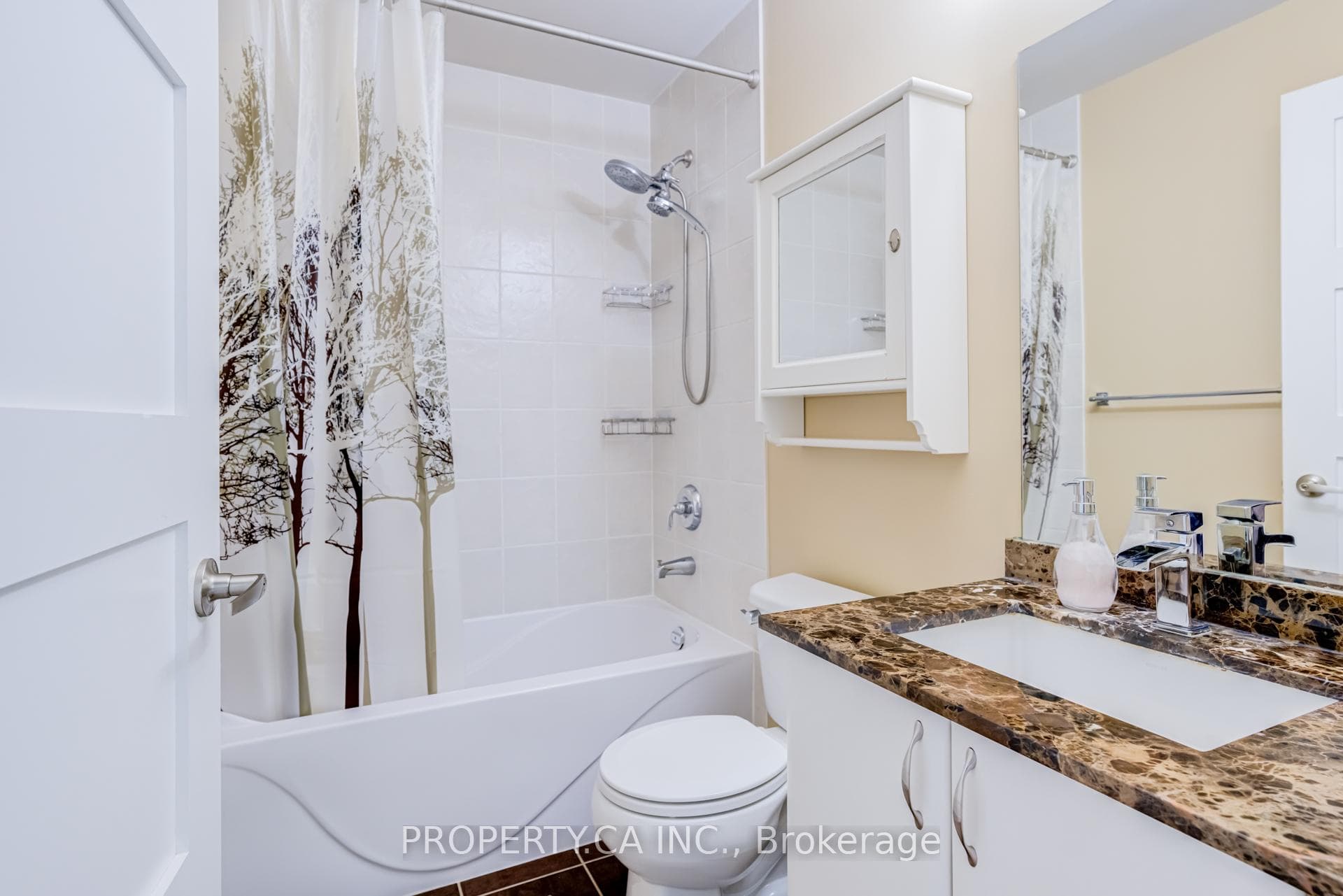 525 Wilson Avenue Unit 118 photo 19