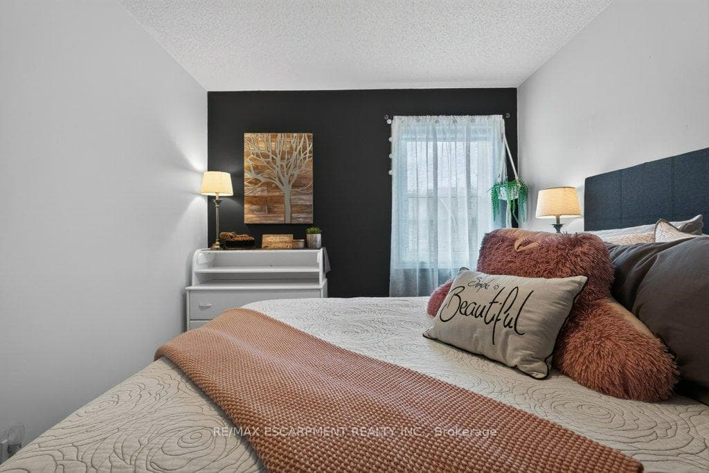 55 Kerman Avenue Unit 55 photo 34