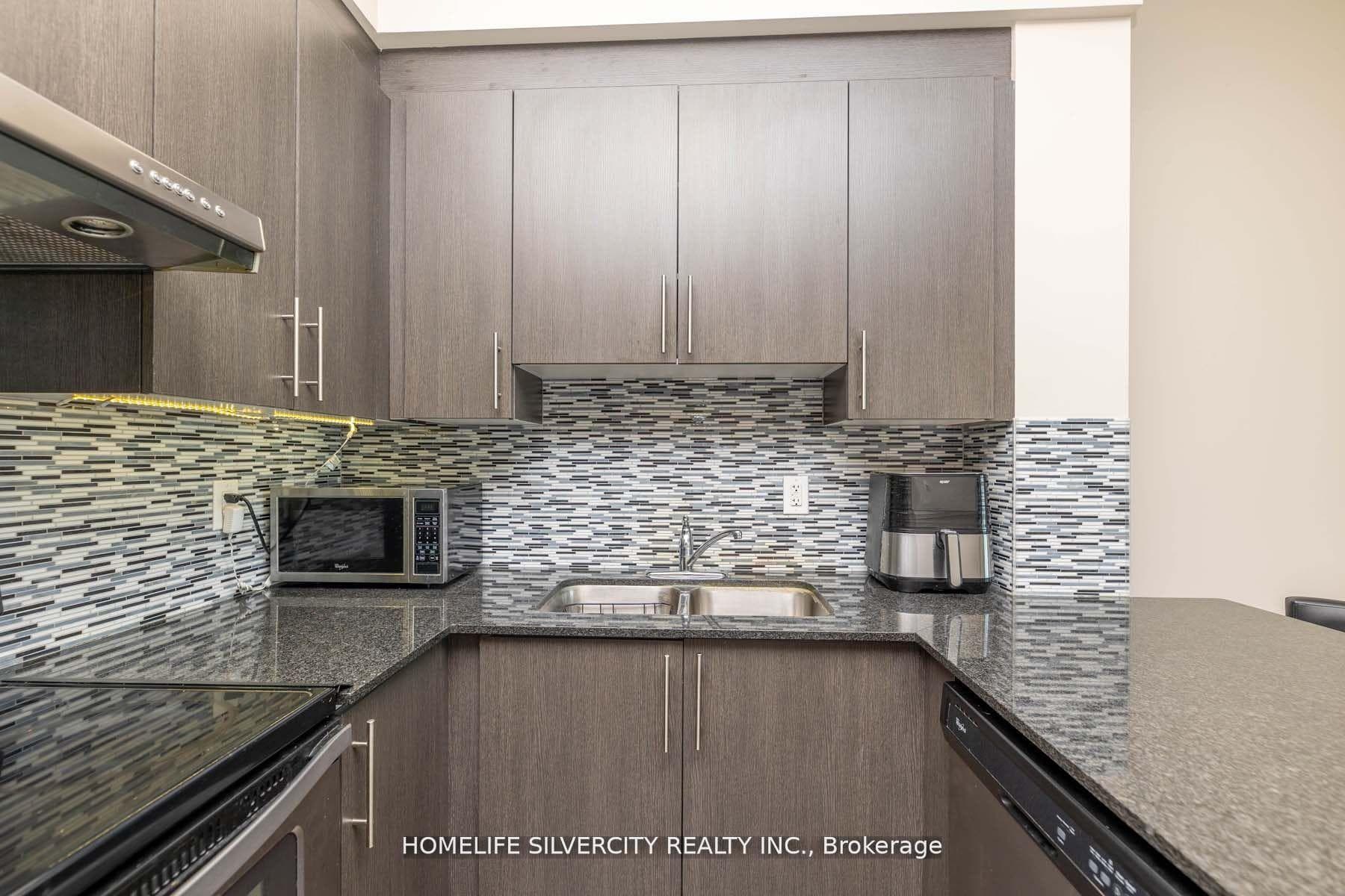 45 Yorkland Boulevard Unit 1101 photo 17