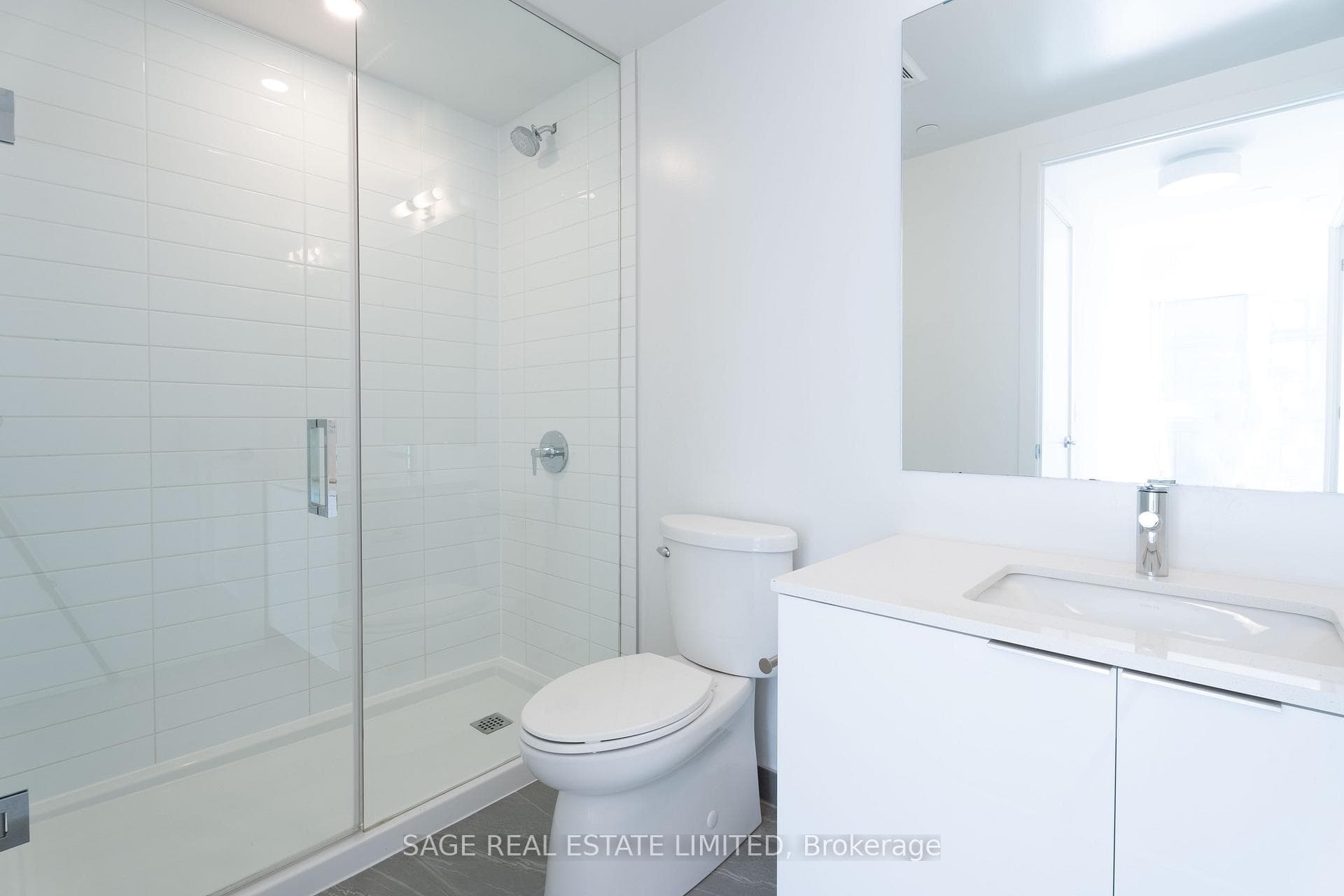 357 King Street Unit 2109 photo 8