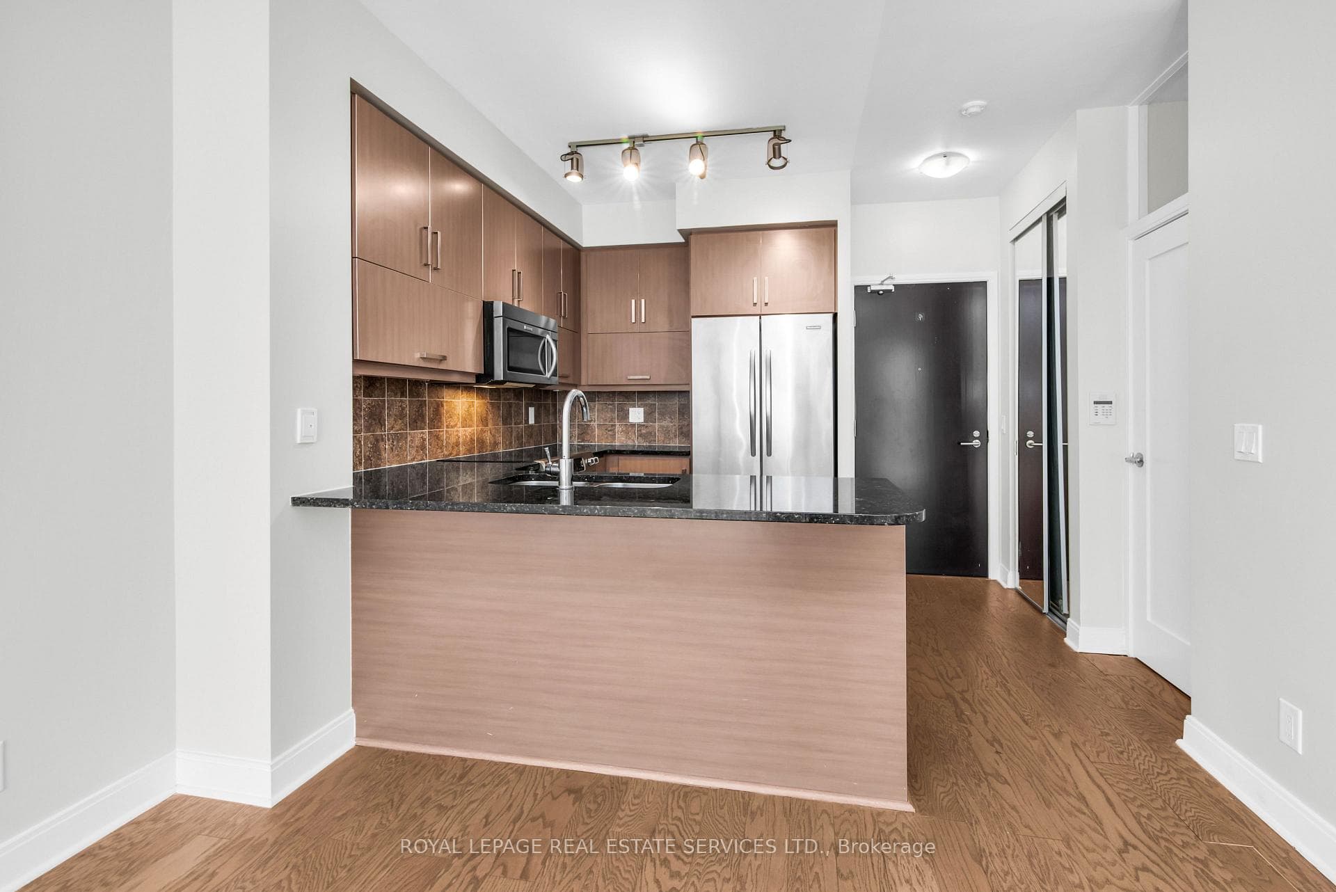825 Church Street Unit 717 photo 6