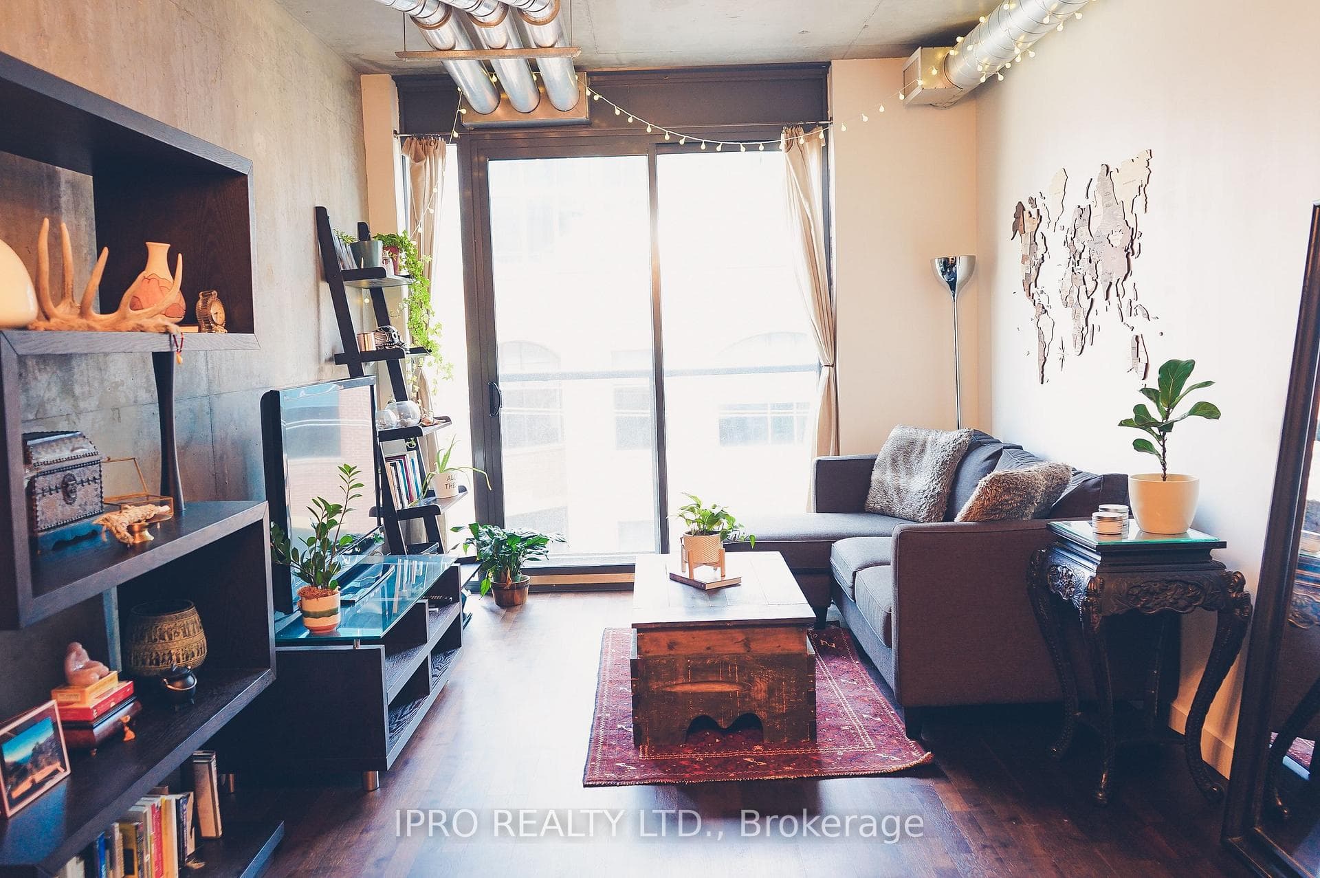 138 Princess Street Unit 308 photo 4