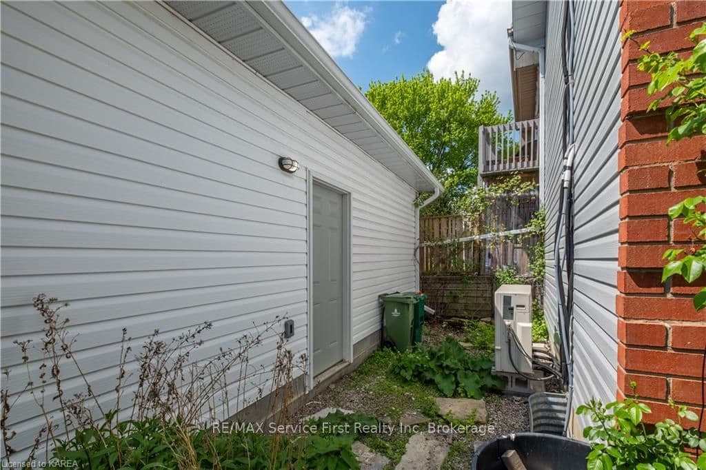 238 RIDEAU Street photo 7