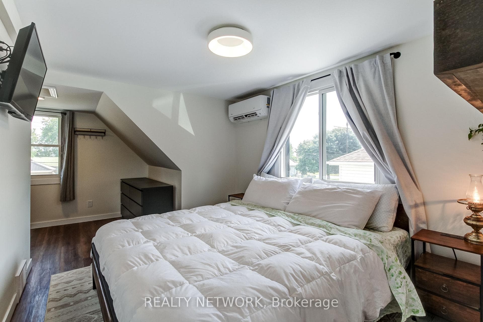 35 Pansy Avenue photo 21