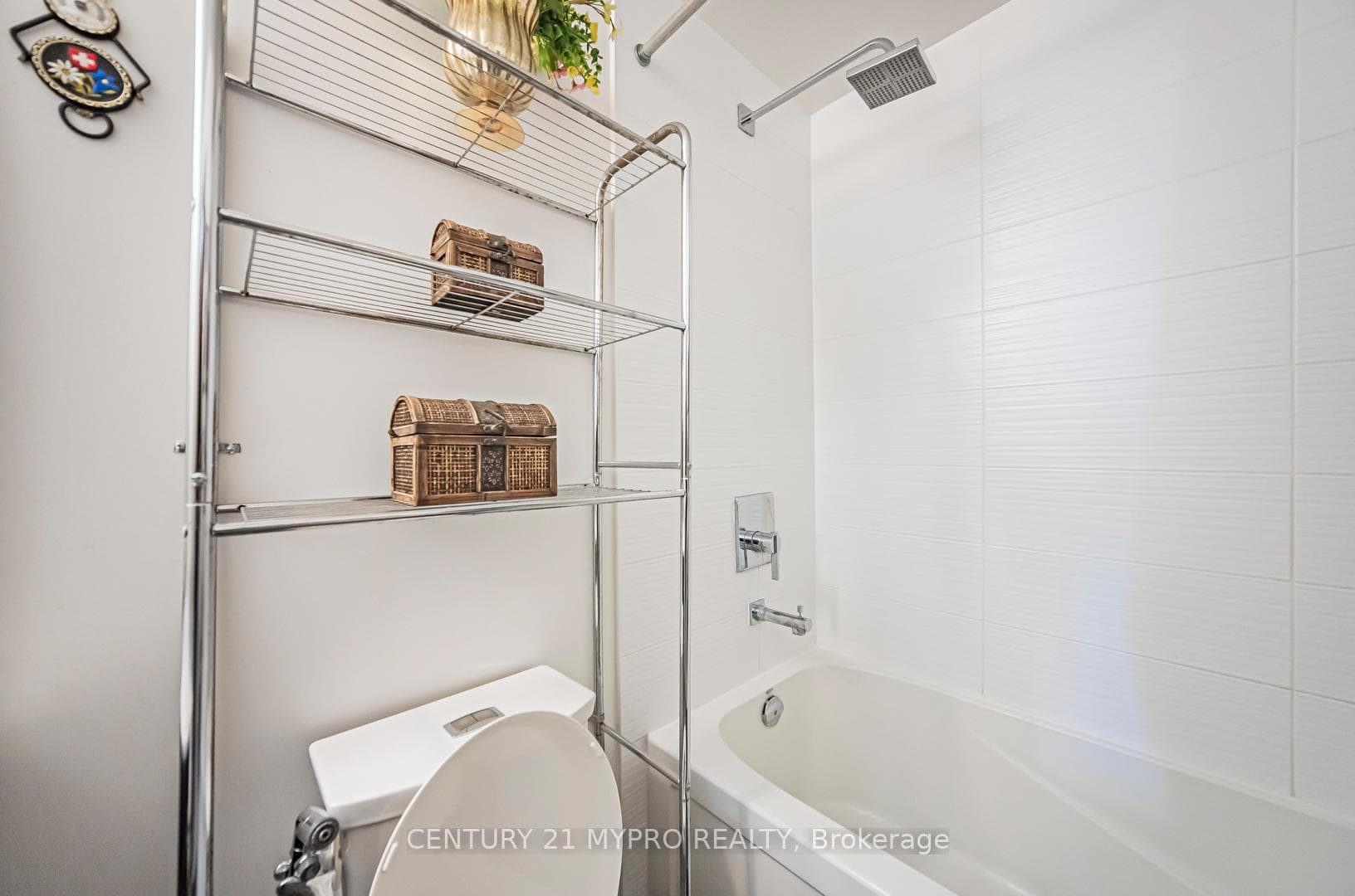 7165 Yonge Street Unit 903 photo 14