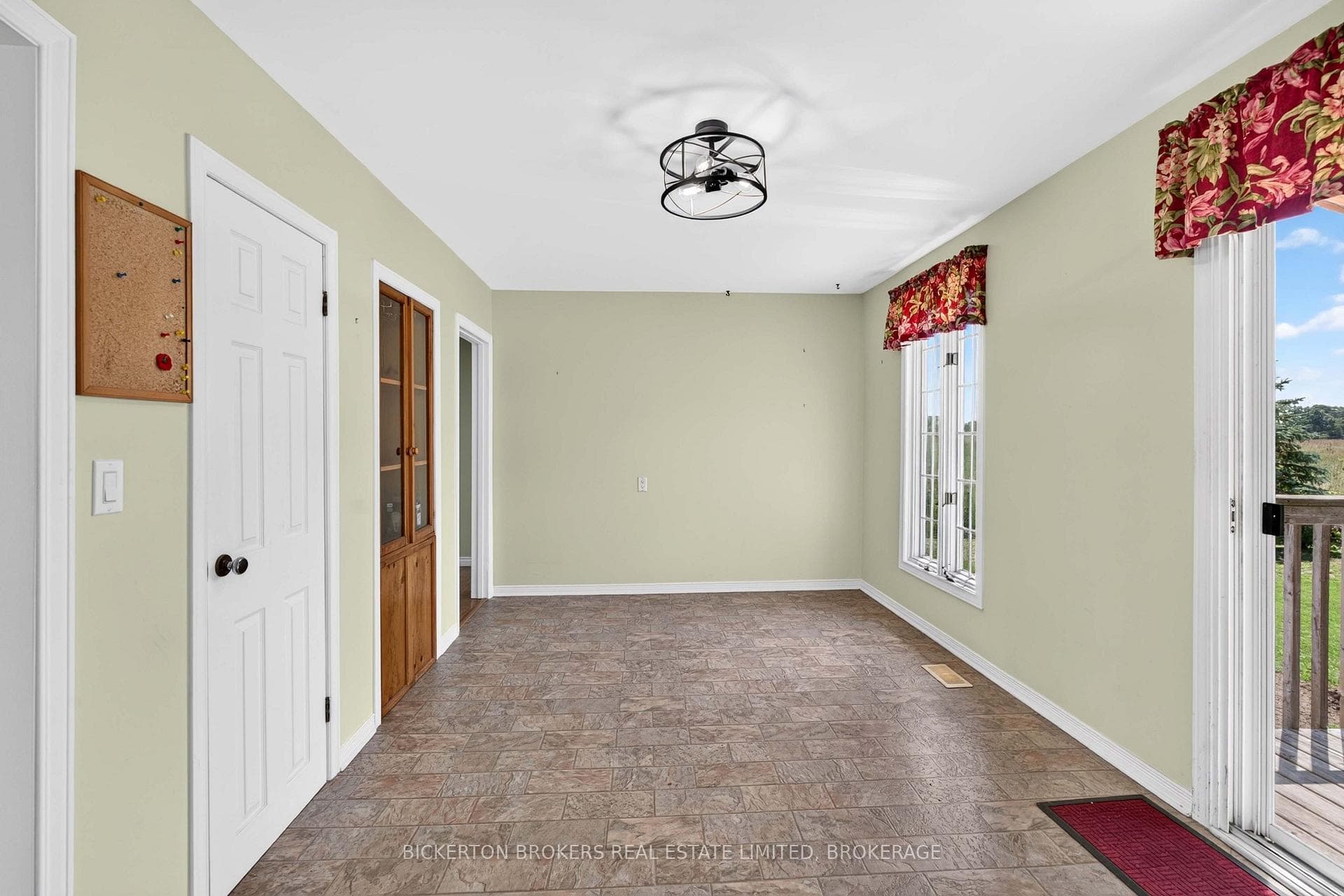 154 Eden Grove Road photo 20