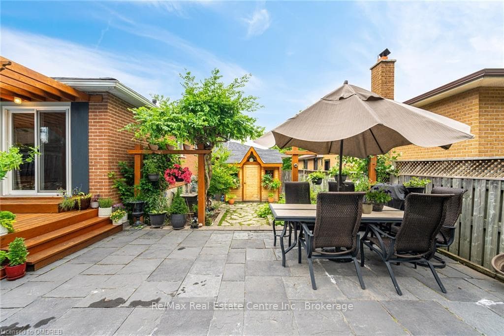 238 LAURIER Avenue photo 40