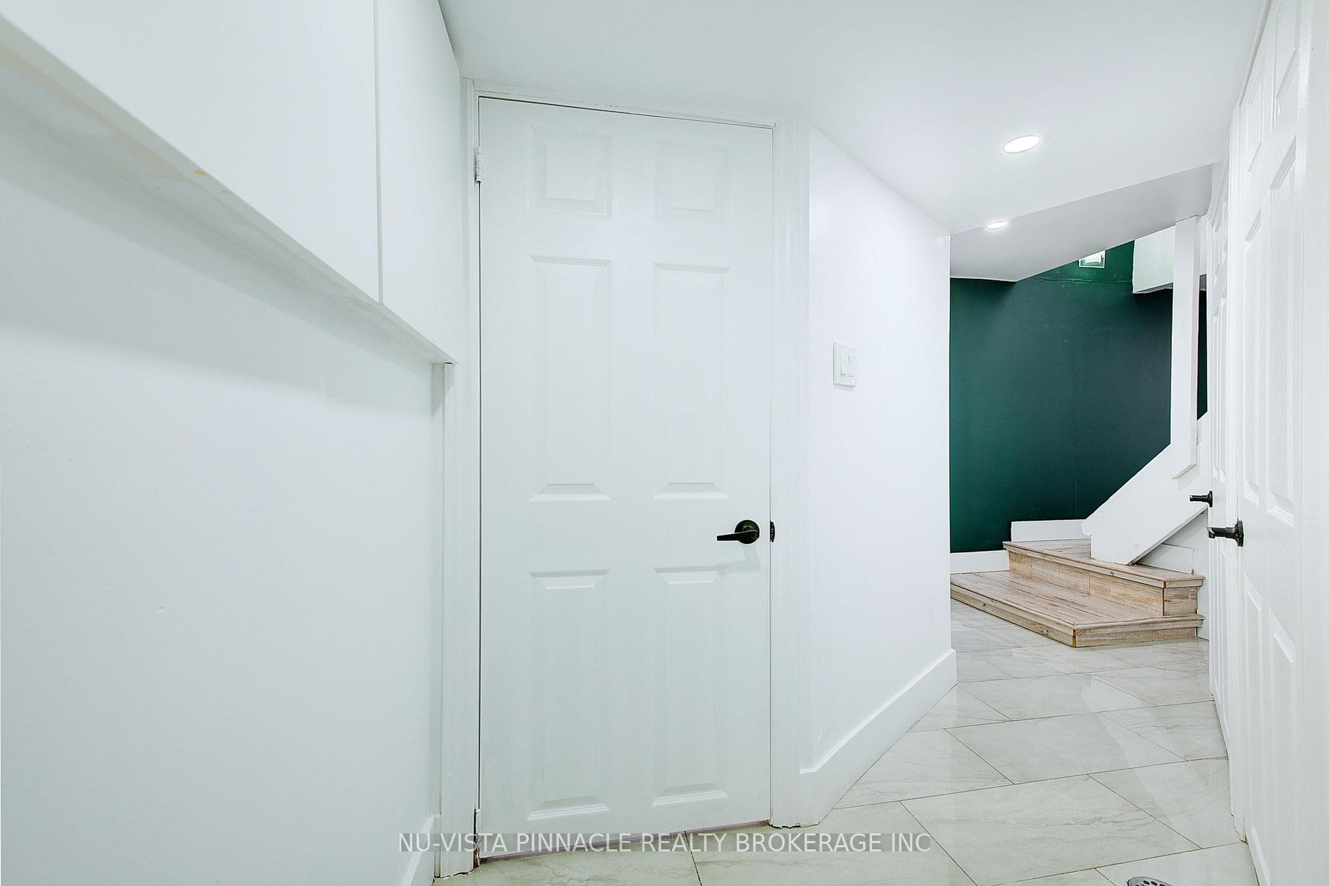 1243 Landor Street photo 31