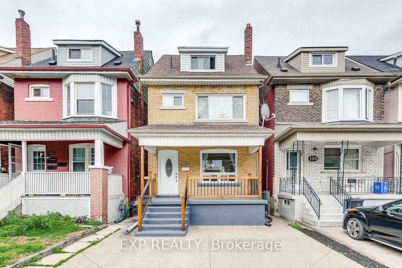 102 Rosslyn Avenue photo 1