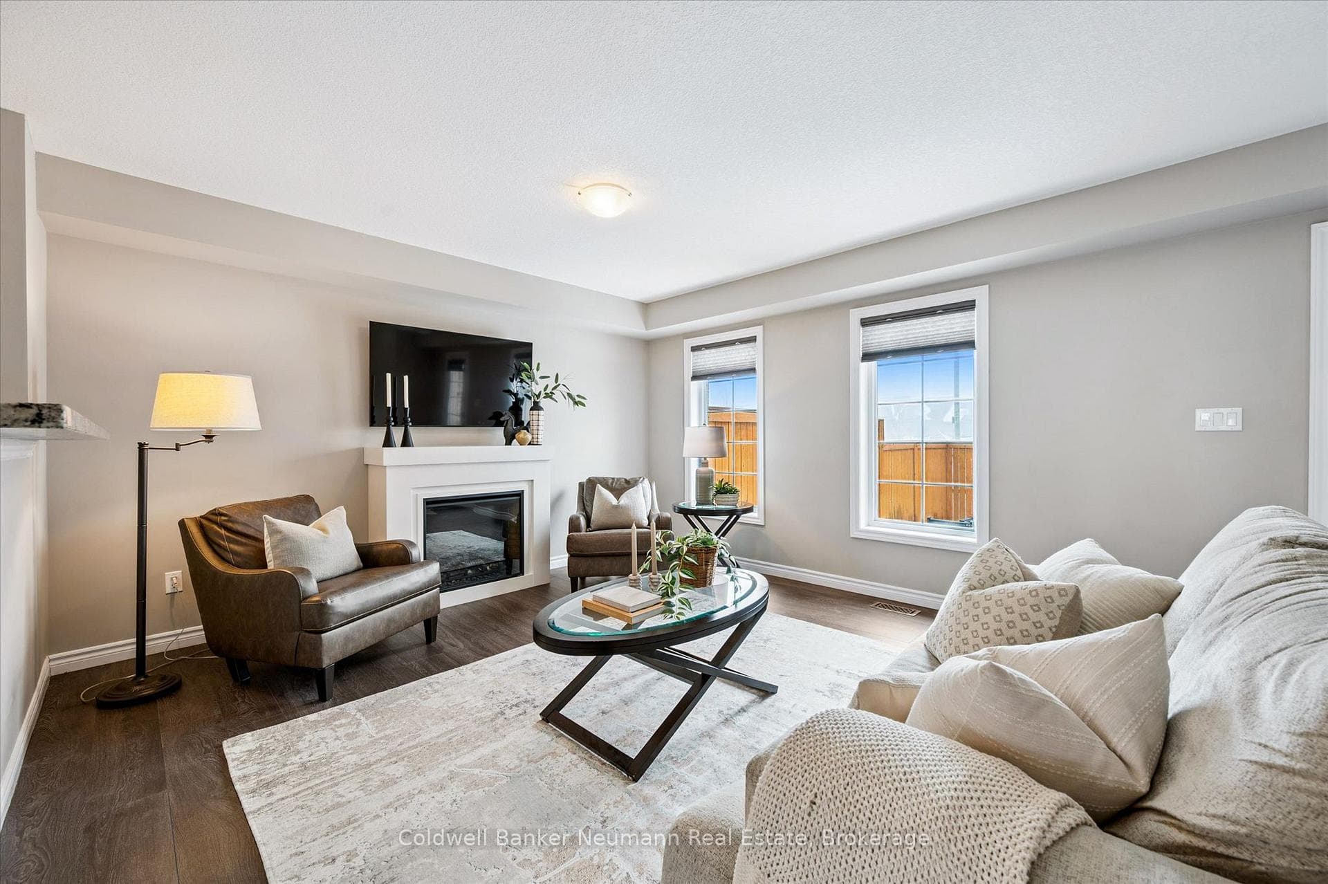51 Jeffrey Drive photo 5