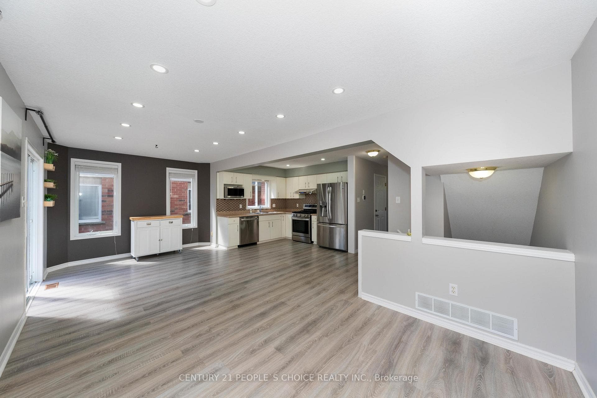 39 Fuller Drive photo 10