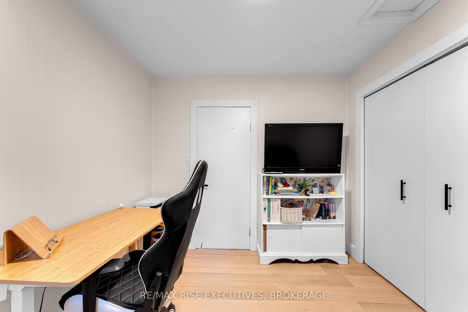 1520 Shore Road photo 27