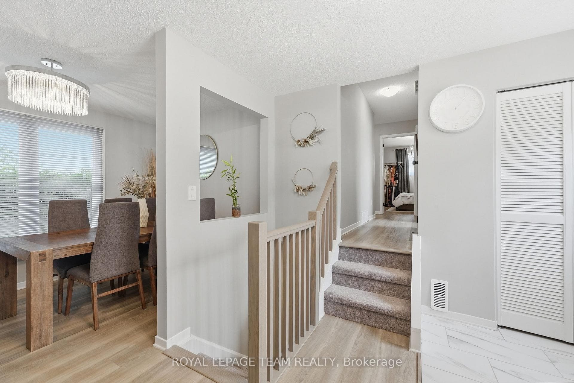 289 Montfort Street photo 25