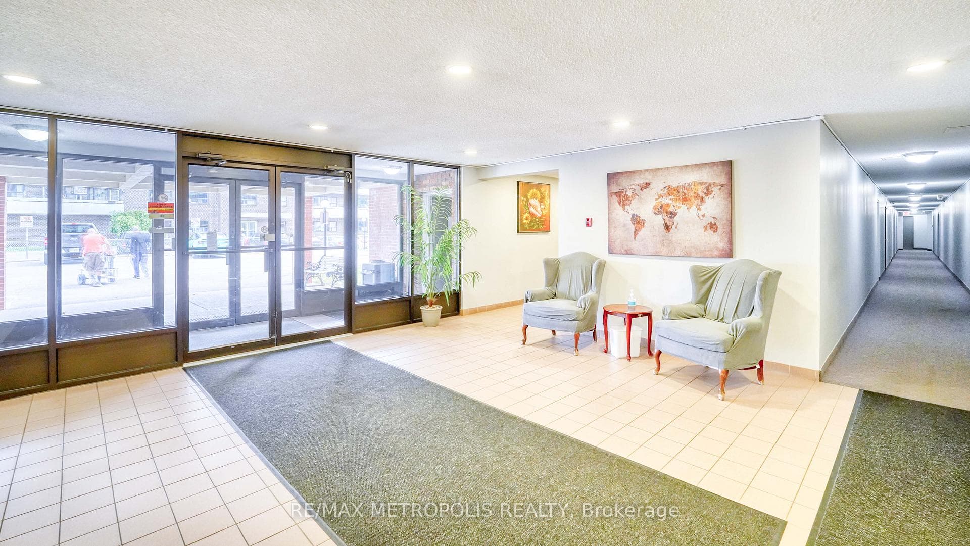 131 Taunton Road Unit 206 photo 6