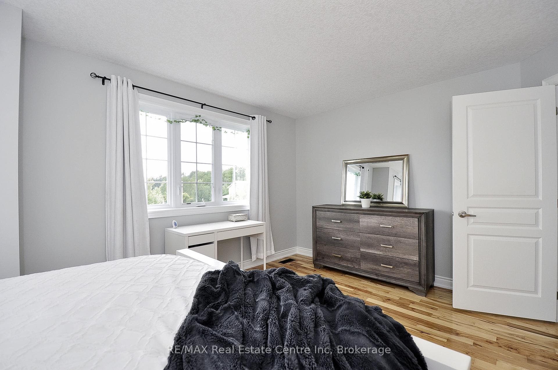 3 LOCKWOOD Street photo 28