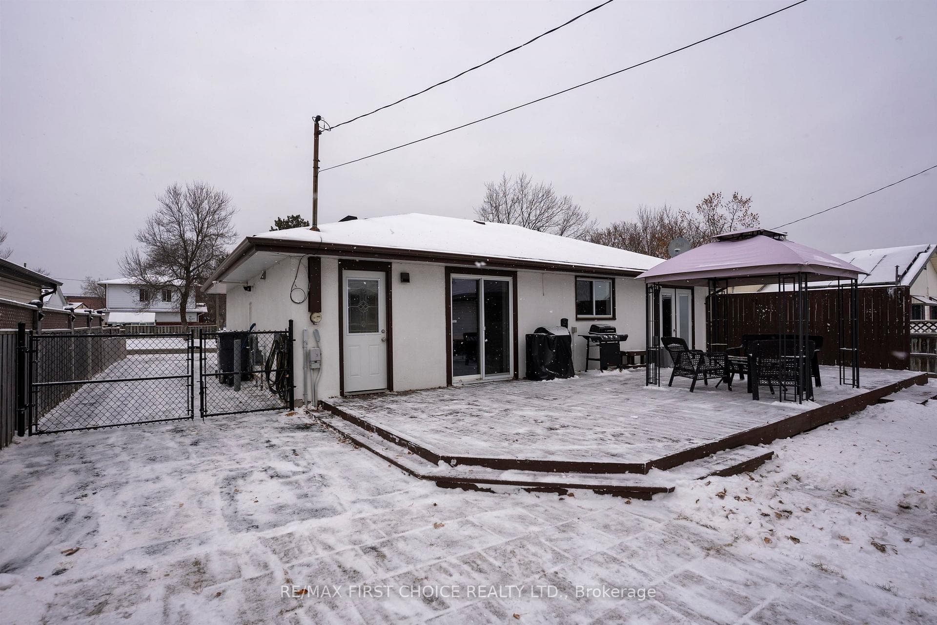 205 WINDEMERE Avenue photo 3