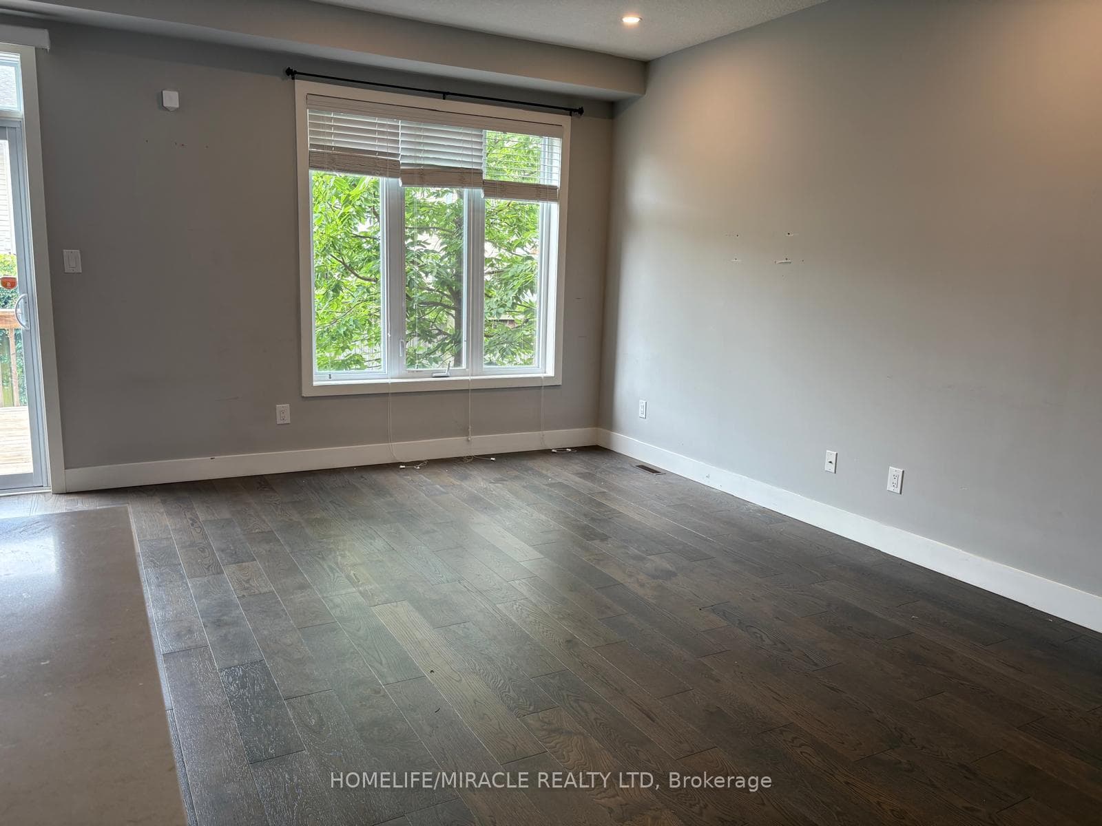 2070 Meadowgate Boulevard Unit 60 photo 4