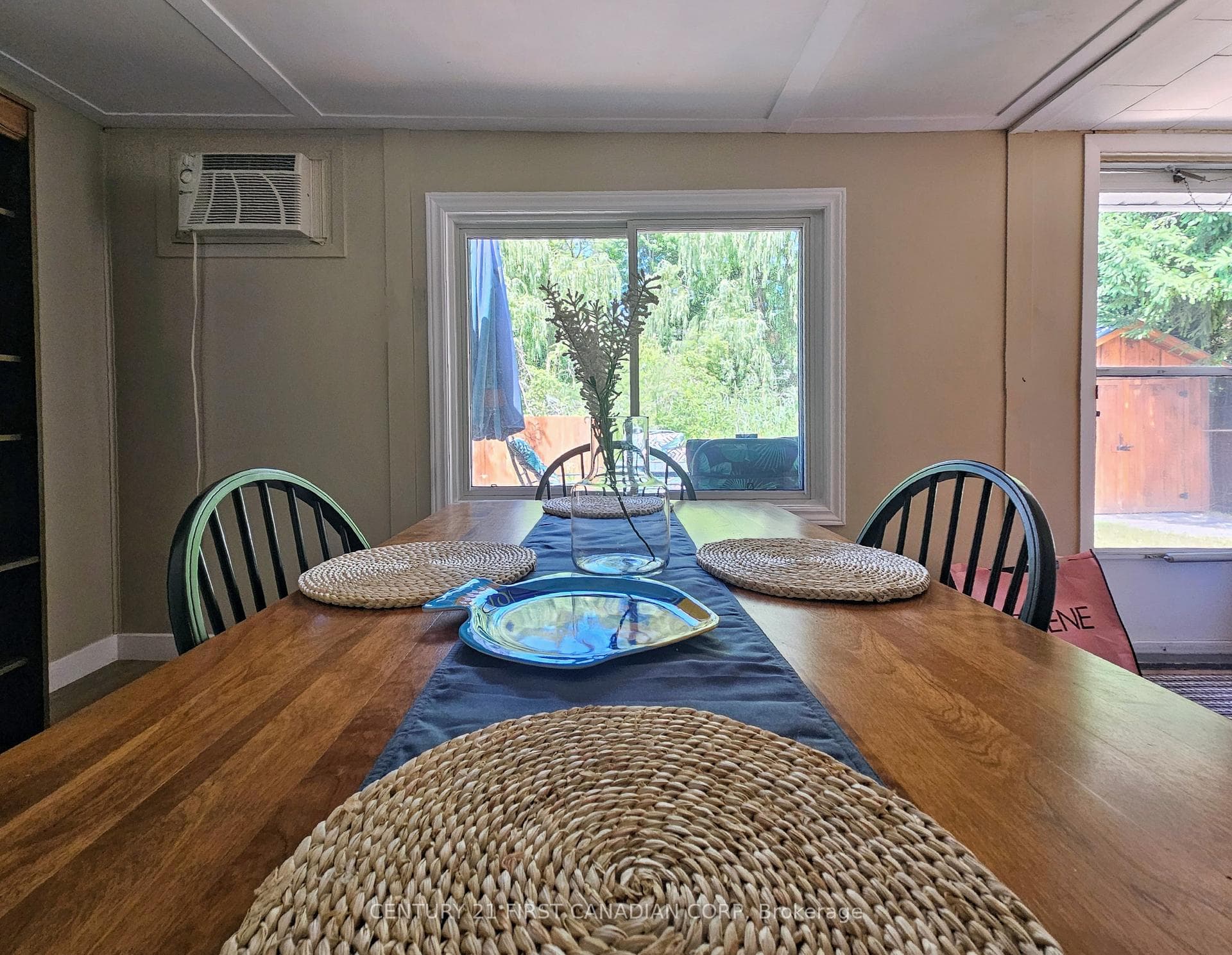 6346 London Road photo 20