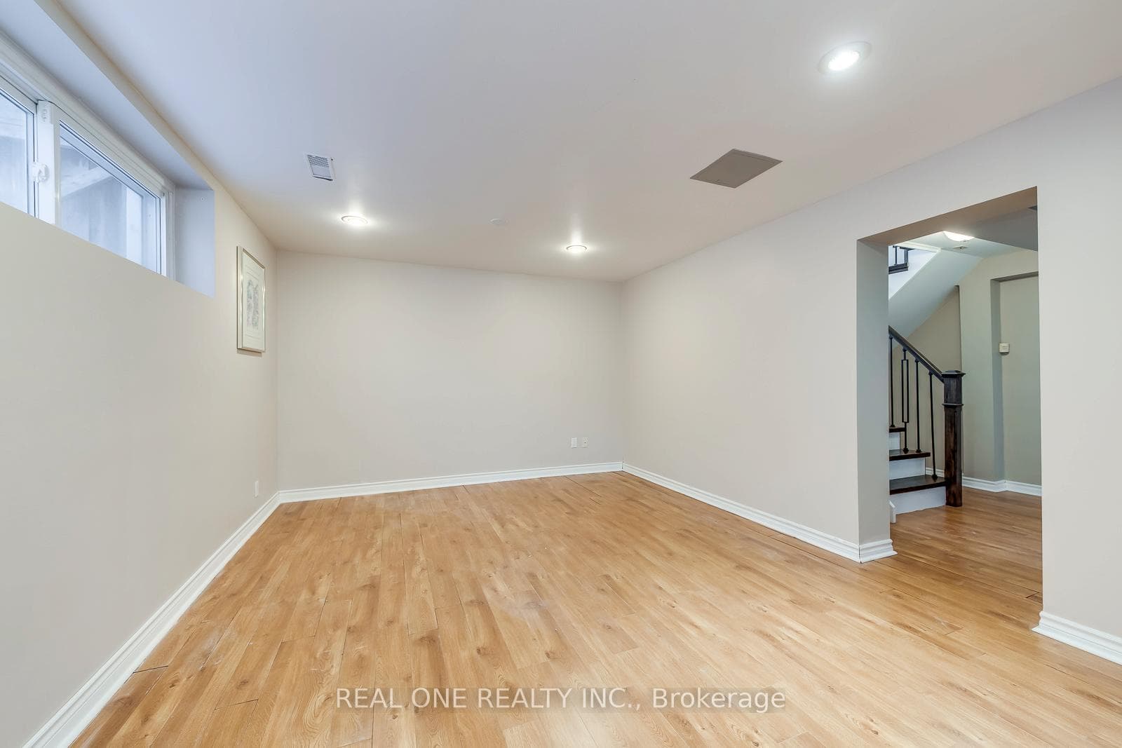 1399 Chriseden Drive photo 28