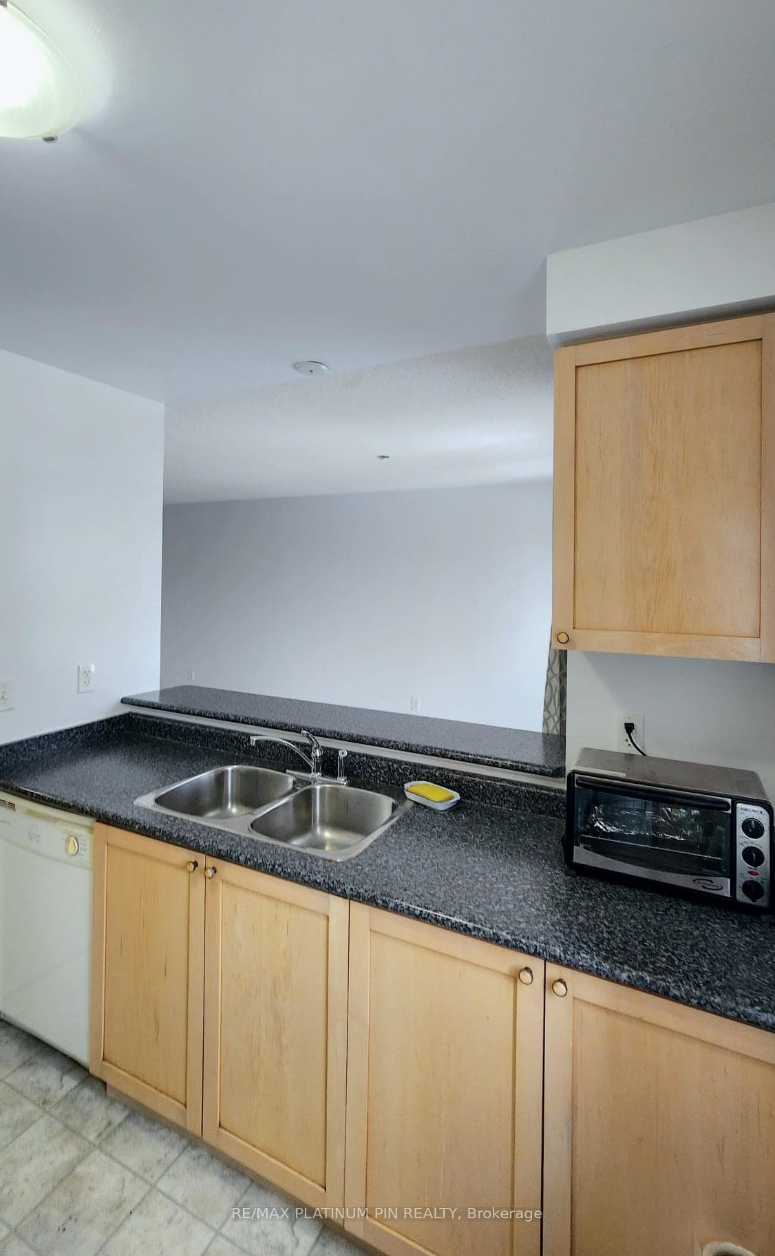 3165 Stornoway Circle photo 3