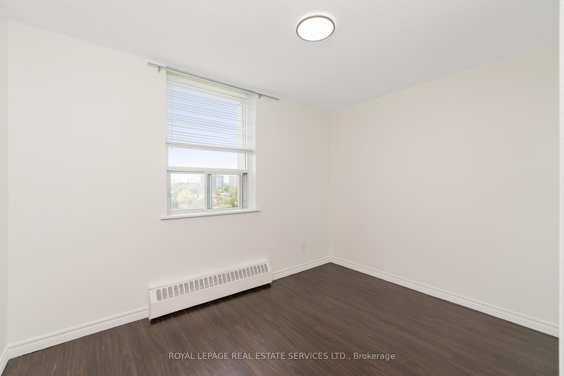 3145 Queen Frederica Drive Unit 908 photo 16