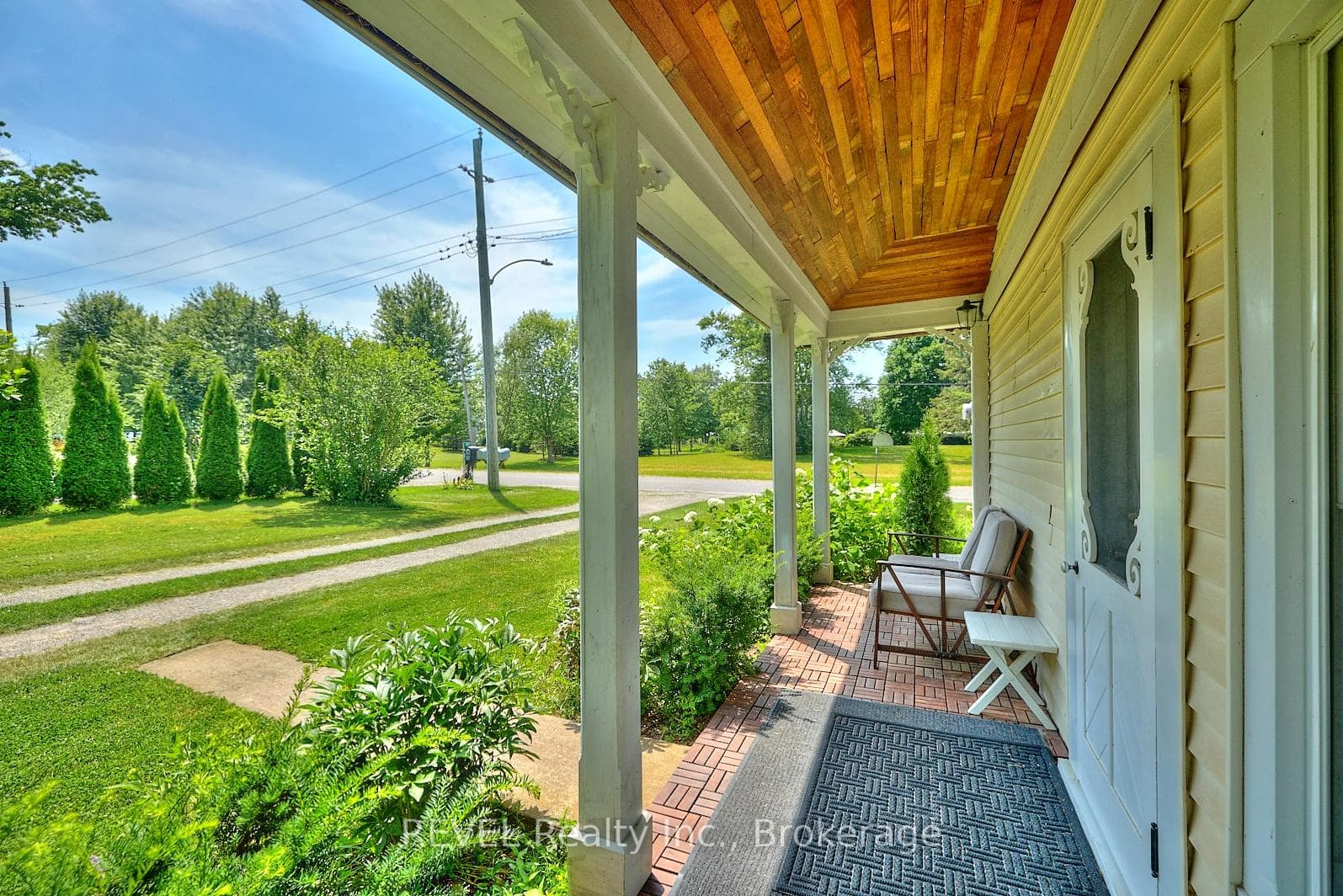 1819 Balfour Street photo 6