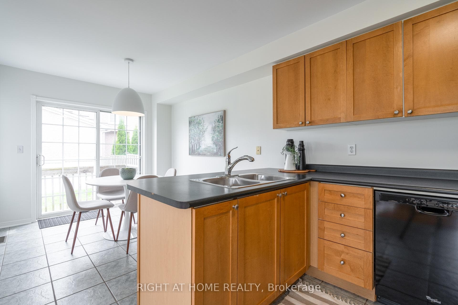 75 Ipswich Place photo 18