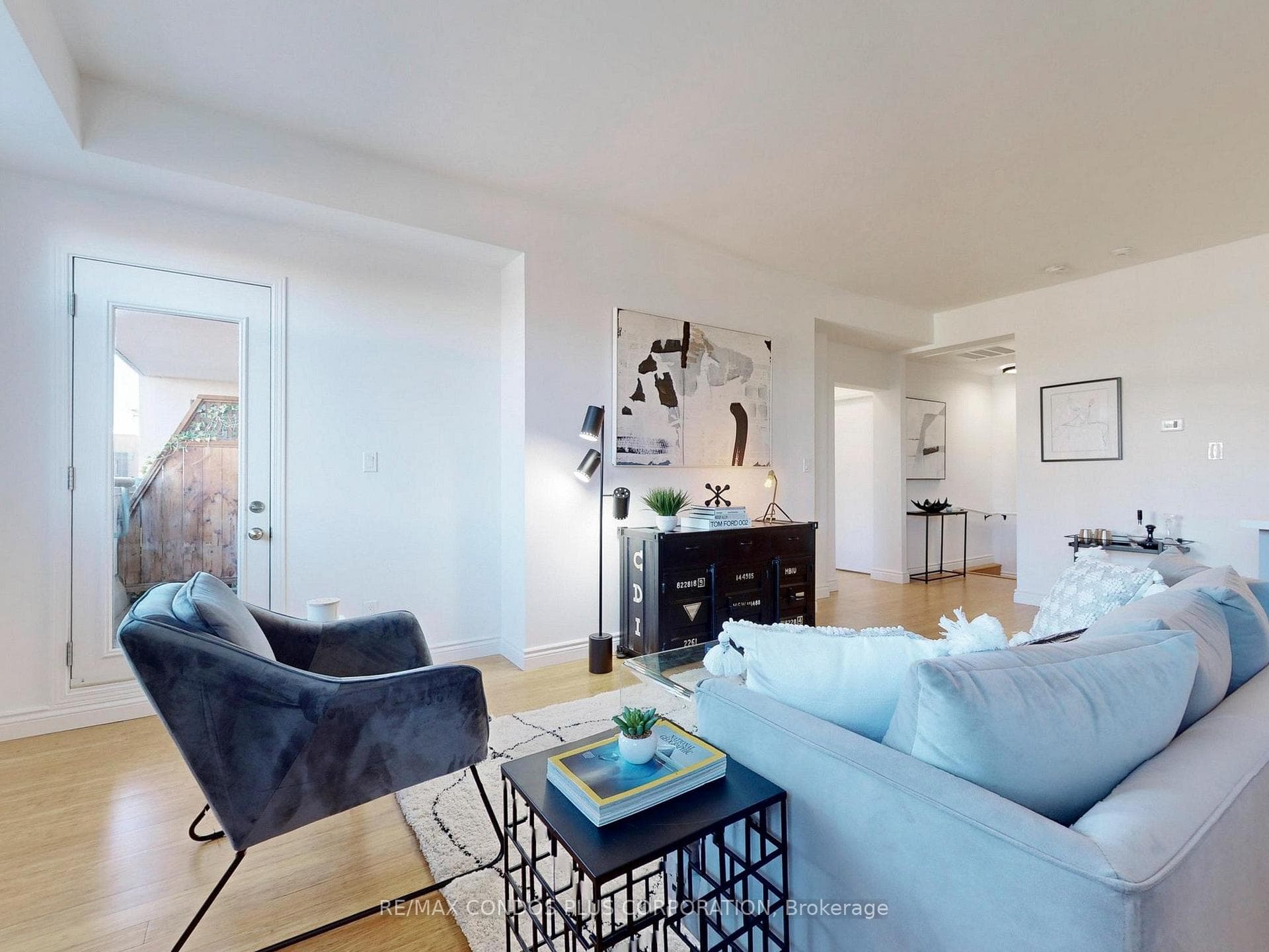 500 Richmond Street Unit 322 photo 17