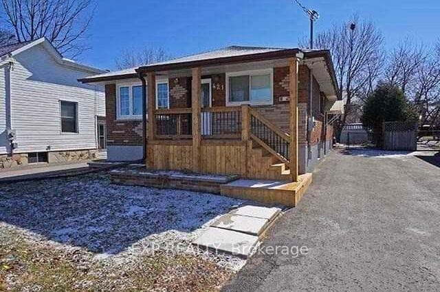 421 Woodcrest Avenue Unit Main photo 12