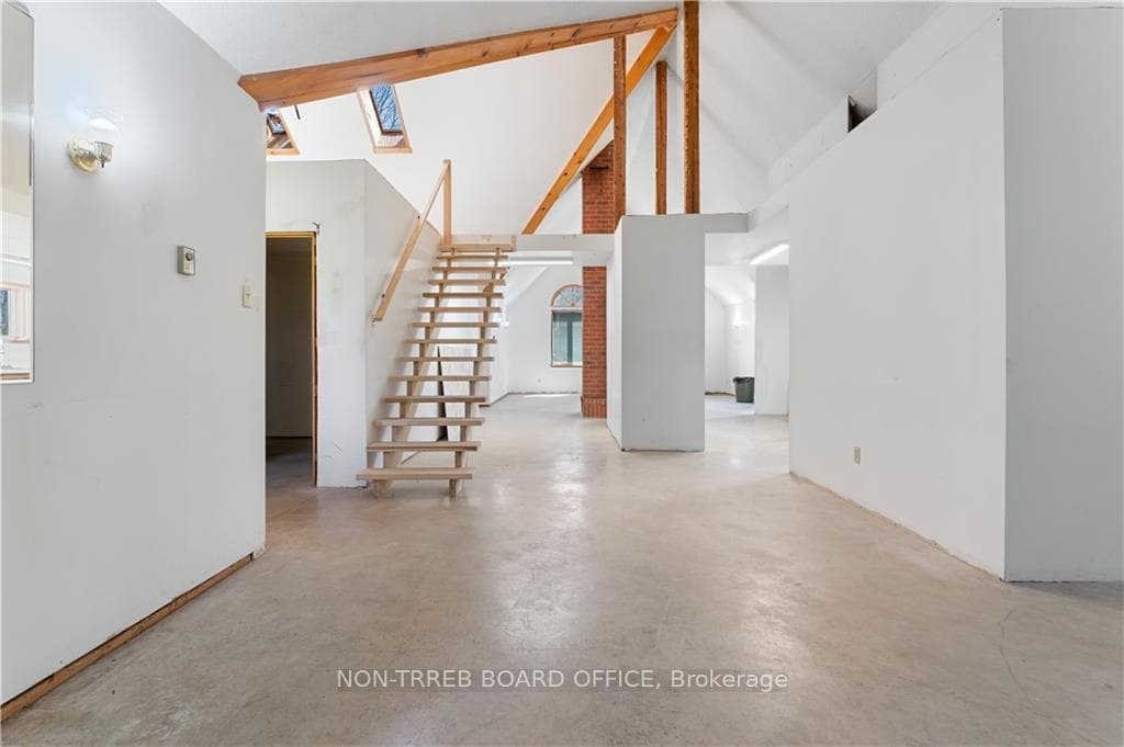 1645 Indiana Road photo 27