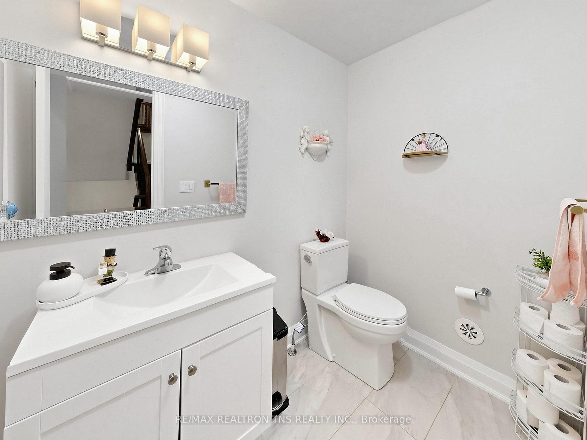 47 Divon Lane photo 21